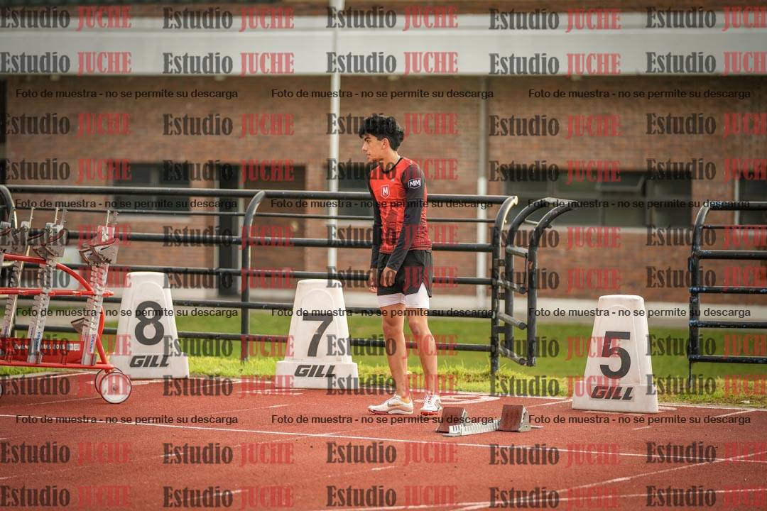Fotos de los 110 m con vallas de varones - decatlón 6