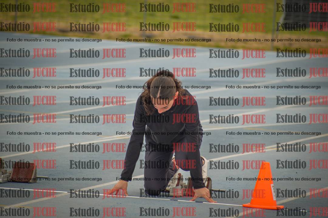 Fotos de los 80 m con vallas de mujeres
