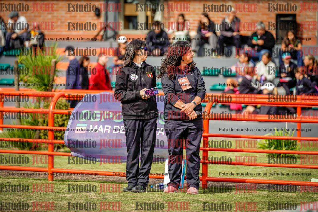 Fotos de algunos extras y podios del día 3