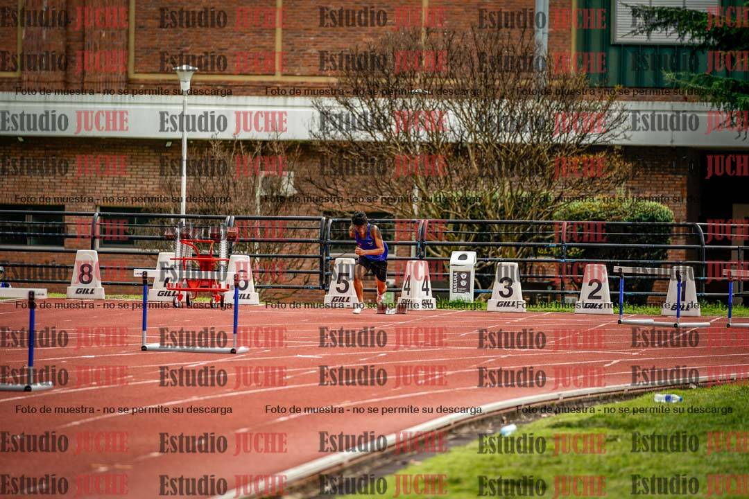 Fotos de los 110 m con vallas de varones - octatlón 5