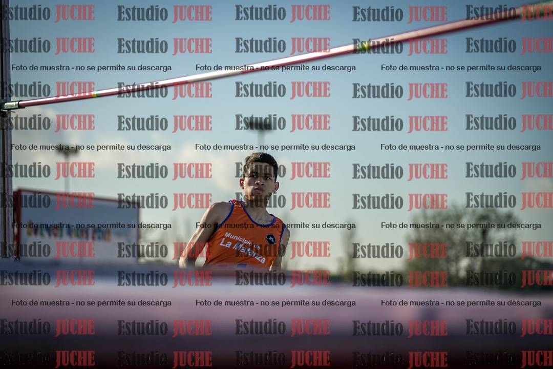 Fotos del salto en alto de varones