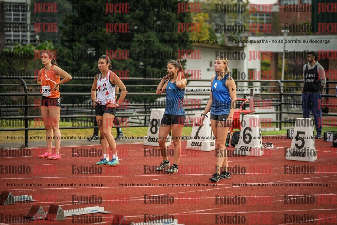Fotos de los 100 m con vallas de mujeres - heptatlón 1