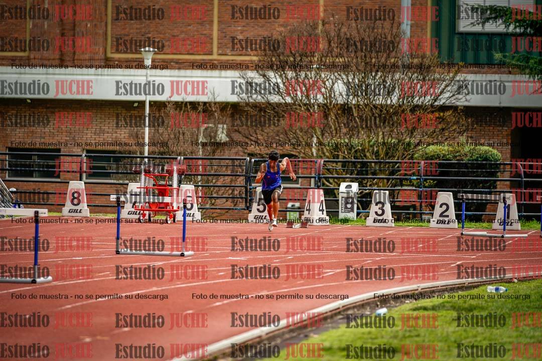 Fotos de los 110 m con vallas de varones - octatlón 5