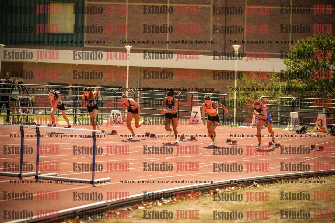 Fotos de los 100 m con vallas de mujeres