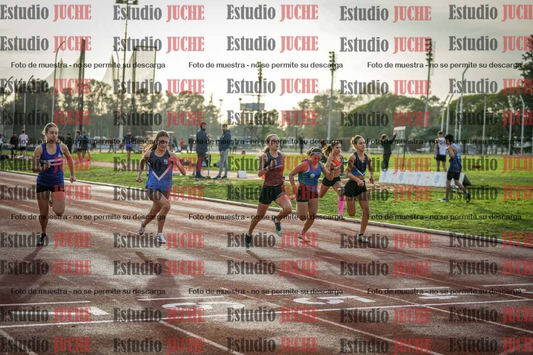 Fotos de los 80 m llanos de mujeres