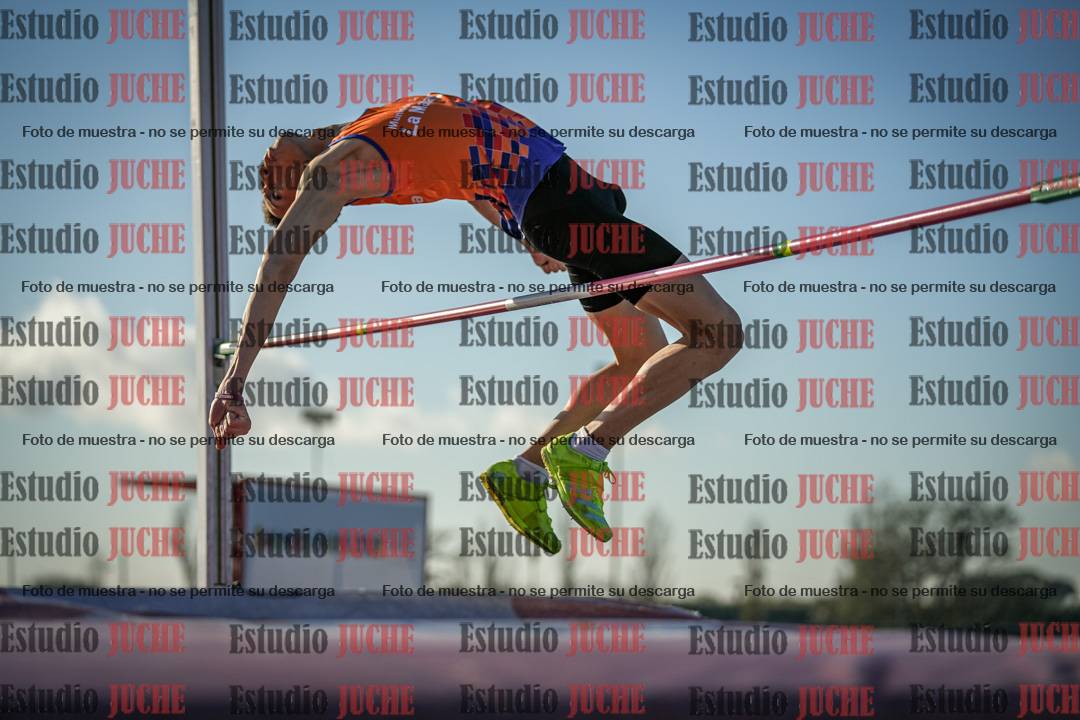 Fotos del salto en alto de varones