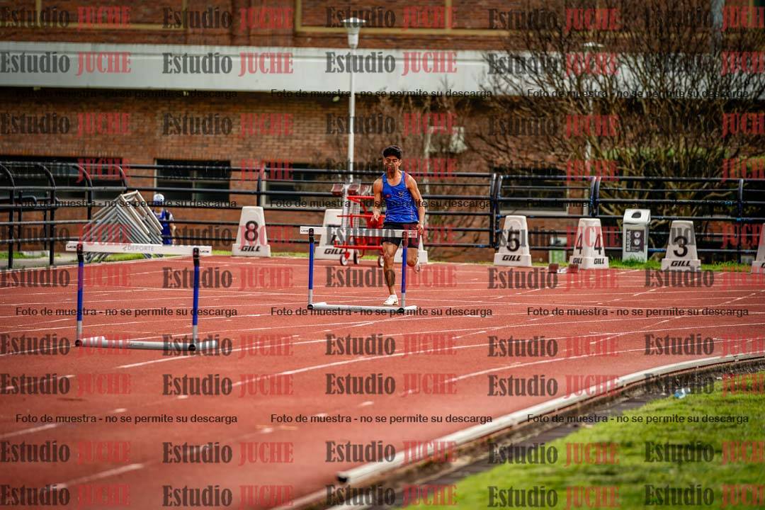 Fotos de los 110 m con vallas de varones - octatlón 5