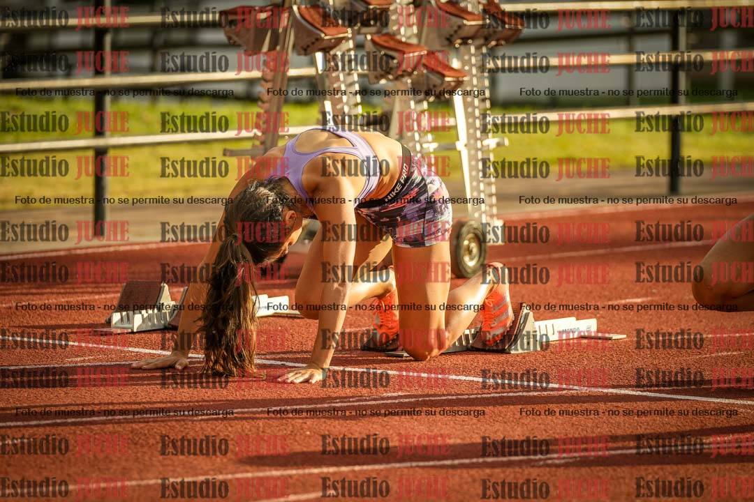 Fotos de los 100 m con vallas de mujeres - combinadas 1