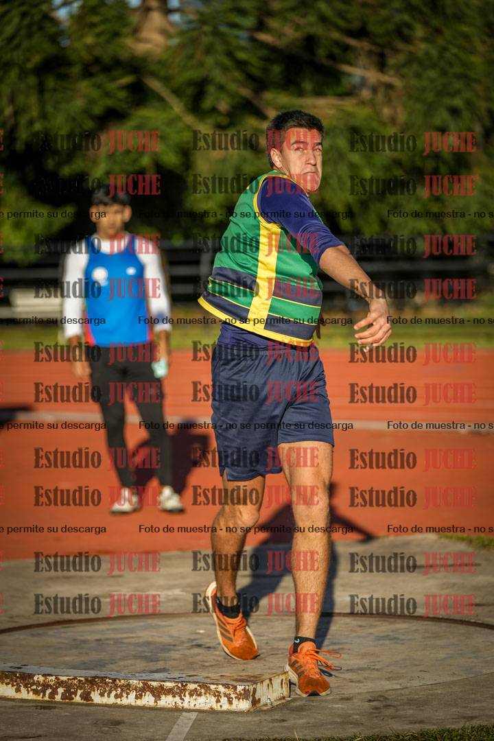 Fotos del lanzamiento de bala de varones
