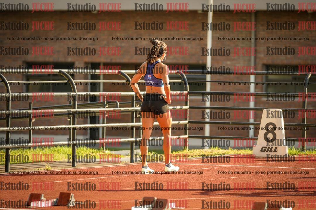 Fotos de los 100 m con vallas de mujeres - combinadas 1