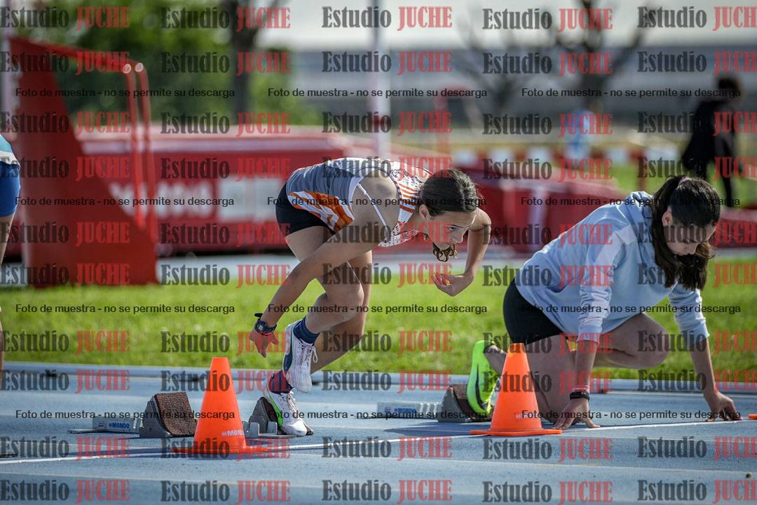 Fotos de los 80 m con vallas de mujeres