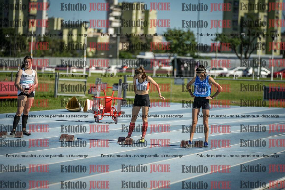 Fotos de los 80 m con vallas de mujeres