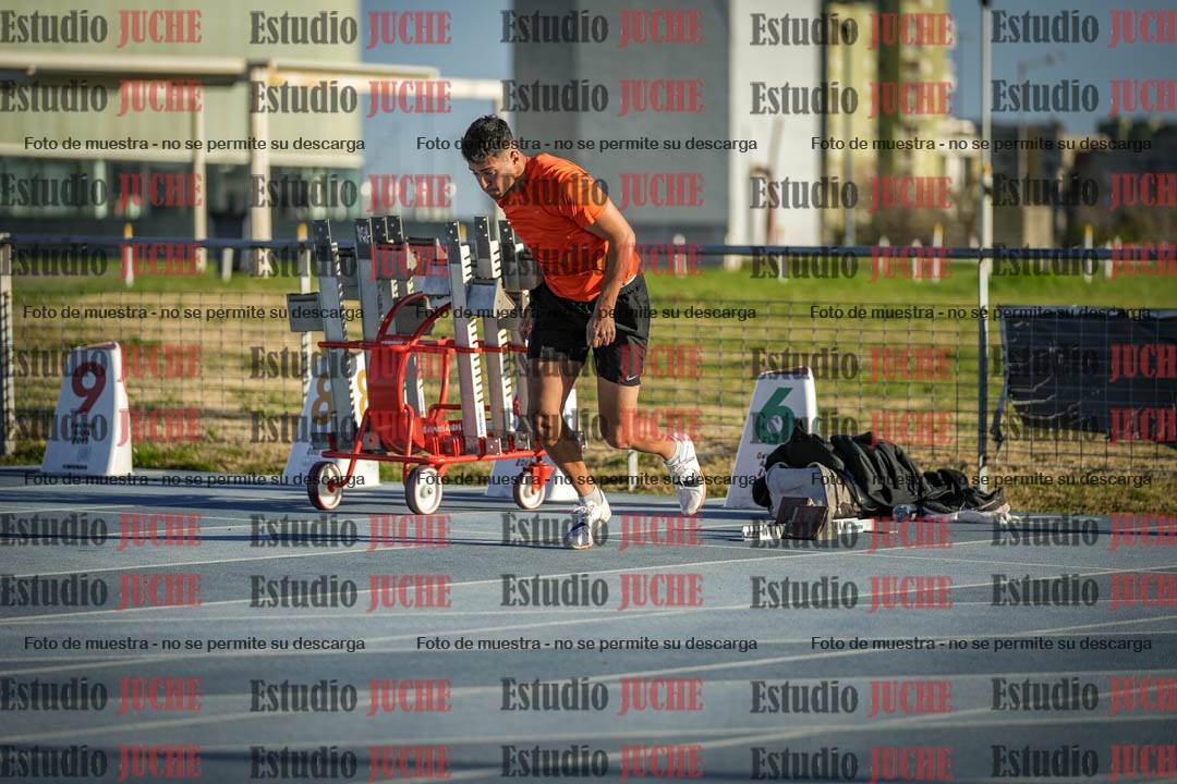 Fotos de los 110 m con vallas de varones - decatlón 6