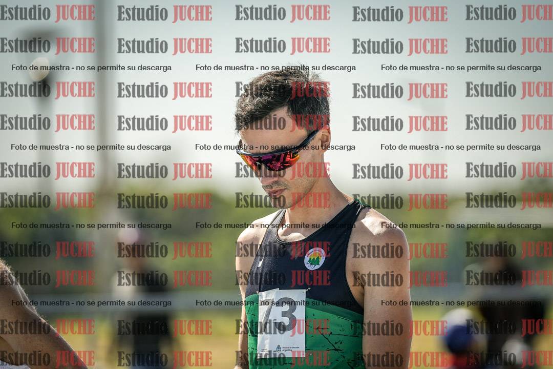 Fotos de los 5000 m de mujeres y varones - serie 1