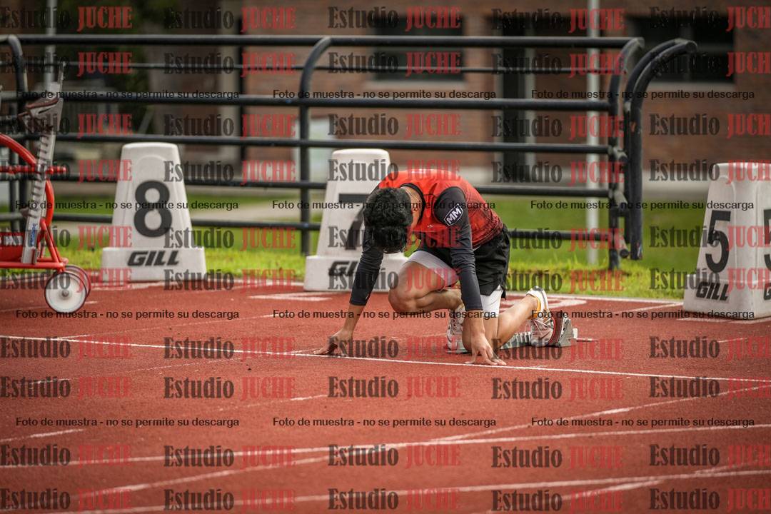 Fotos de los 110 m con vallas de varones - decatlón 6