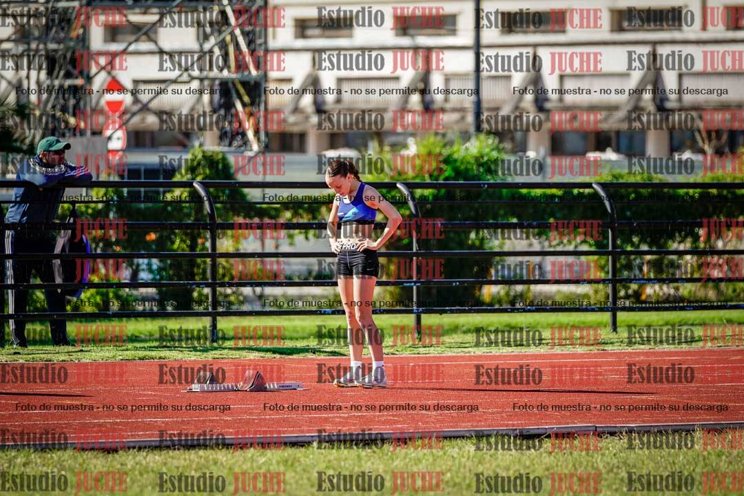 Fotos de los 295 m con vallas de mujeres