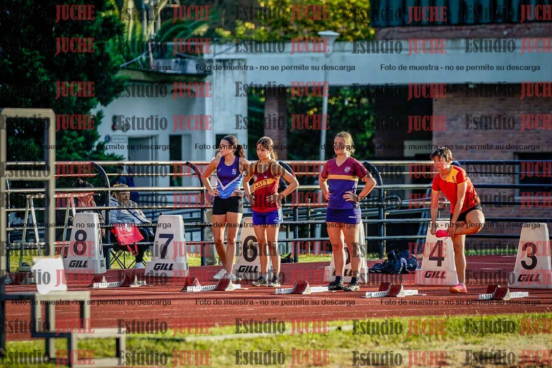 Fotos de los 100 m con vallas de mujeres - hepta 1