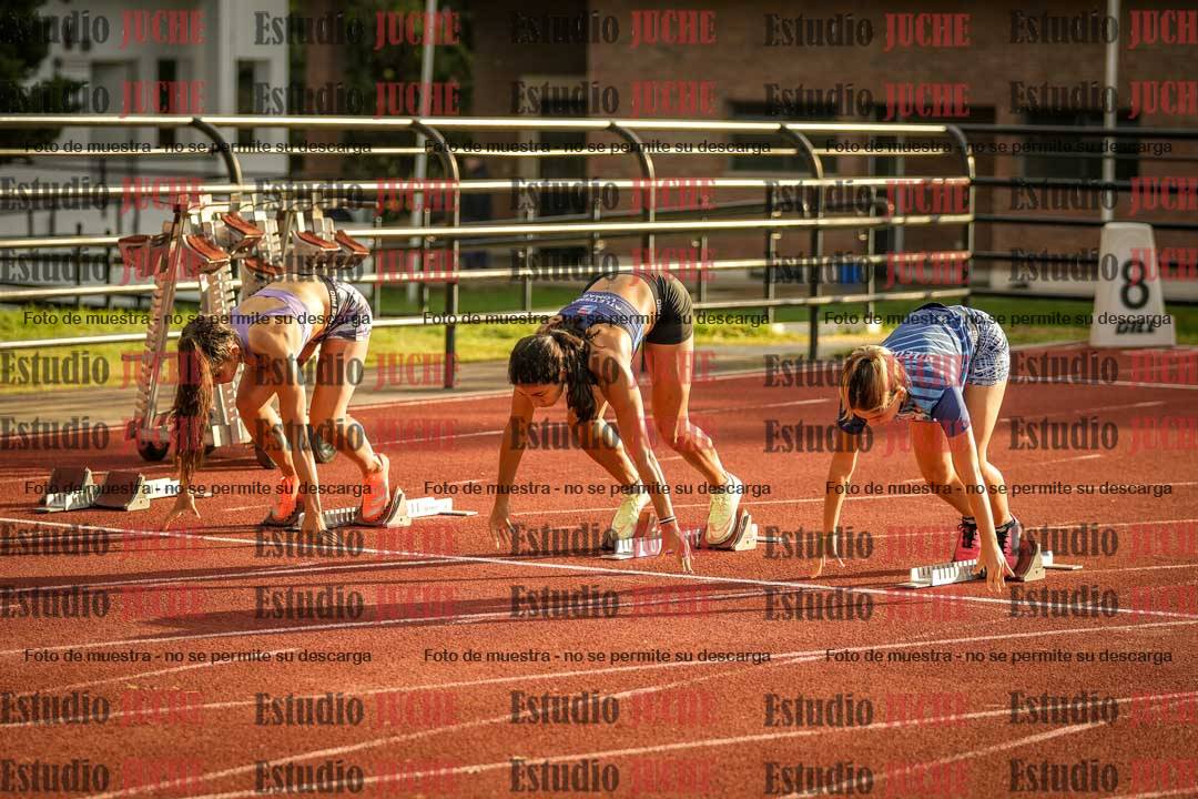 Fotos de los 100 m con vallas de mujeres - combinadas 1