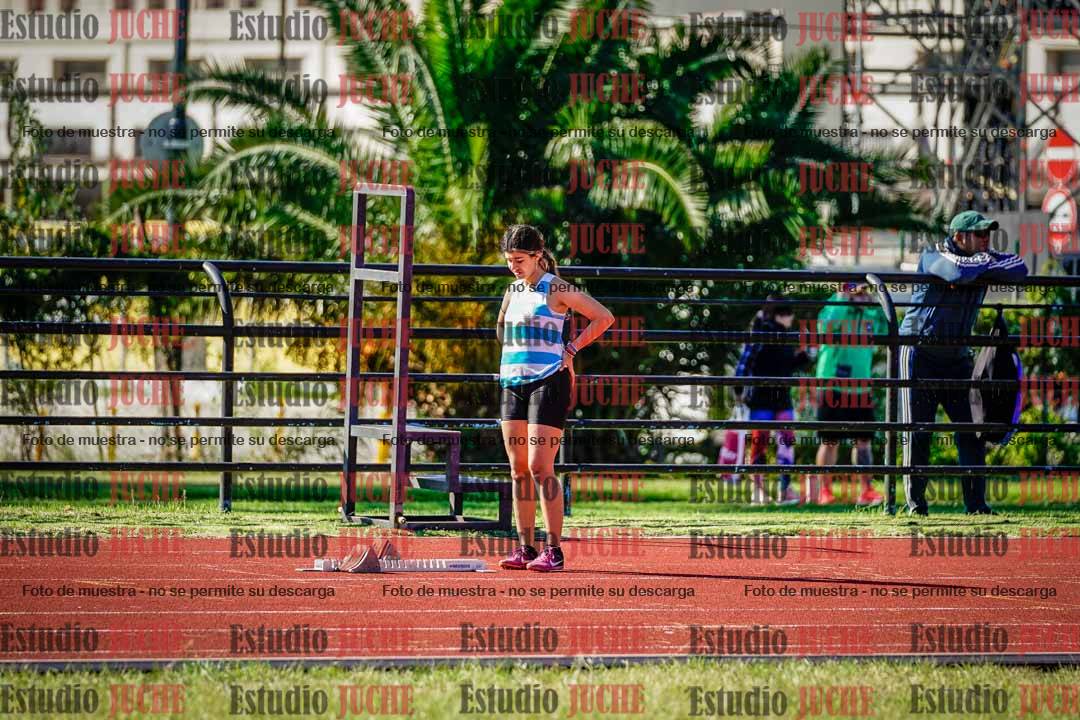 Fotos de los 295 m con vallas de mujeres