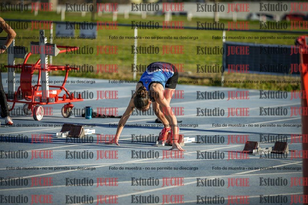 Fotos de los 100 m con vallas de mujeres