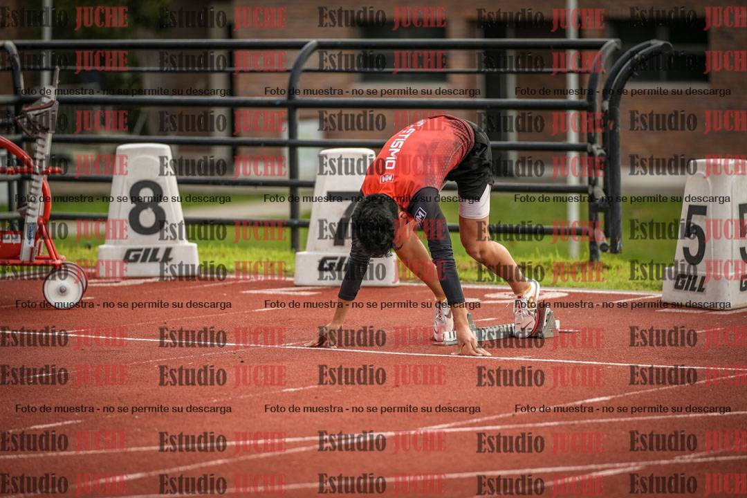 Fotos de los 110 m con vallas de varones - decatlón 6