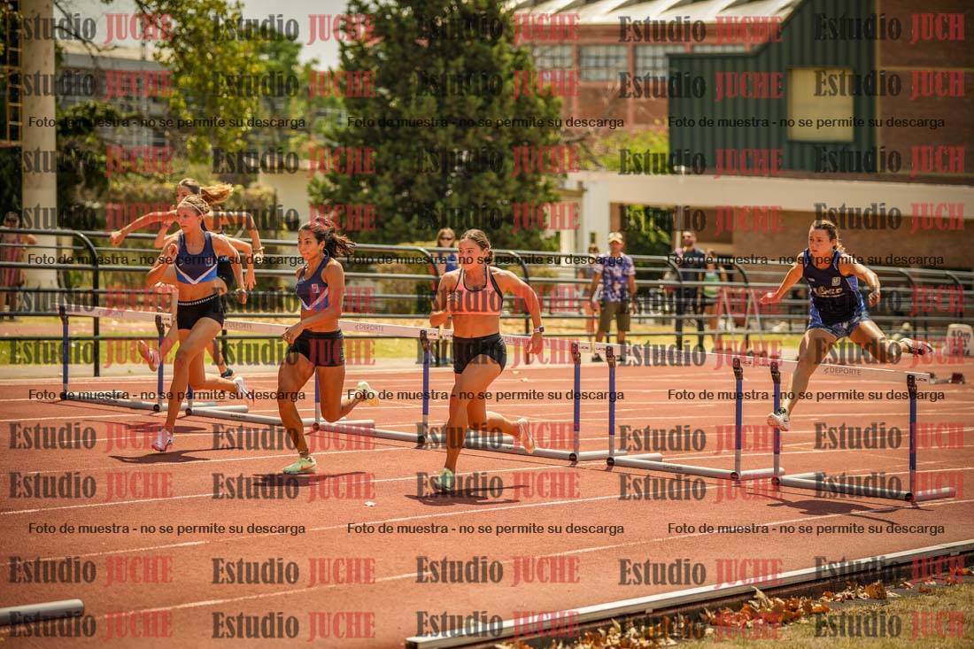 Fotos de los 100 m con vallas de mujeres