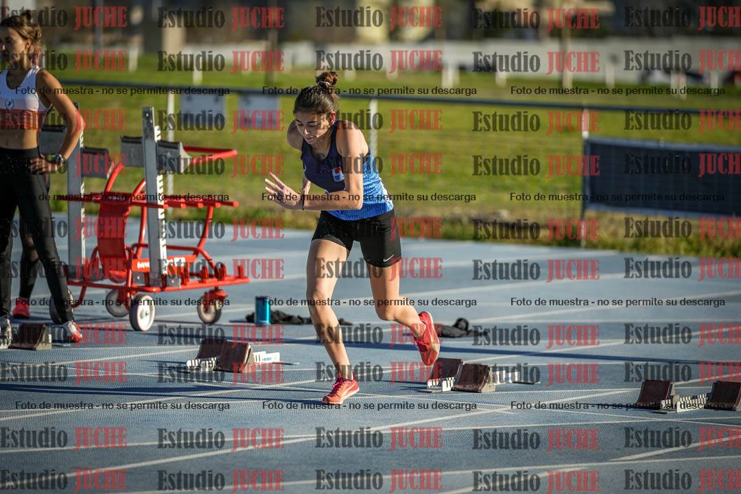 Fotos de los 100 m con vallas de mujeres