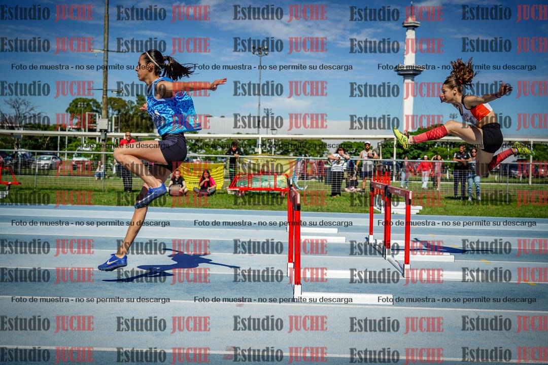 Fotos de los 80 m con vallas de mujeres