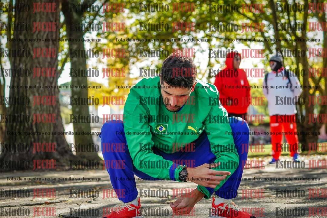 Fotos de algunos extras y podios del día 2