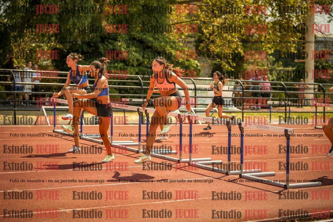 Fotos de los 100 m con vallas de mujeres