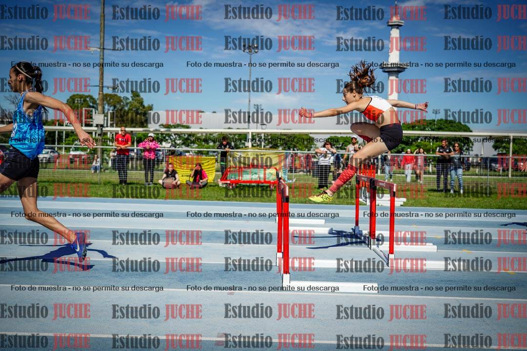 Fotos de los 80 m con vallas de mujeres