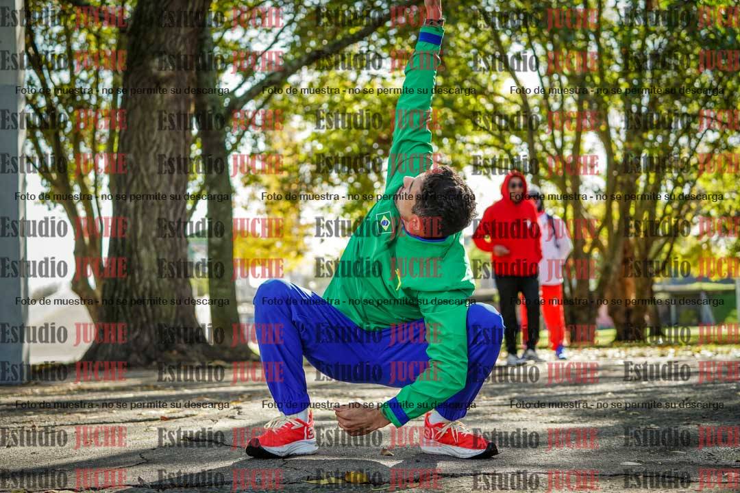Fotos de algunos extras y podios del día 2