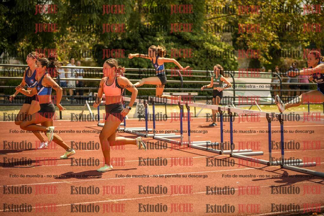 Fotos de los 100 m con vallas de mujeres