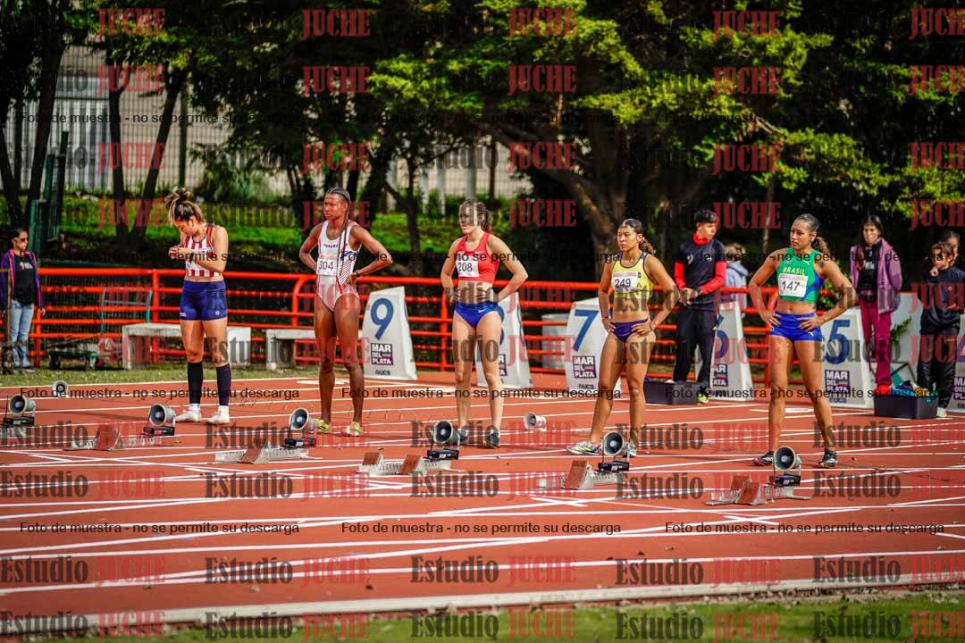 Fotos de los 100 m con vallas de mujeres