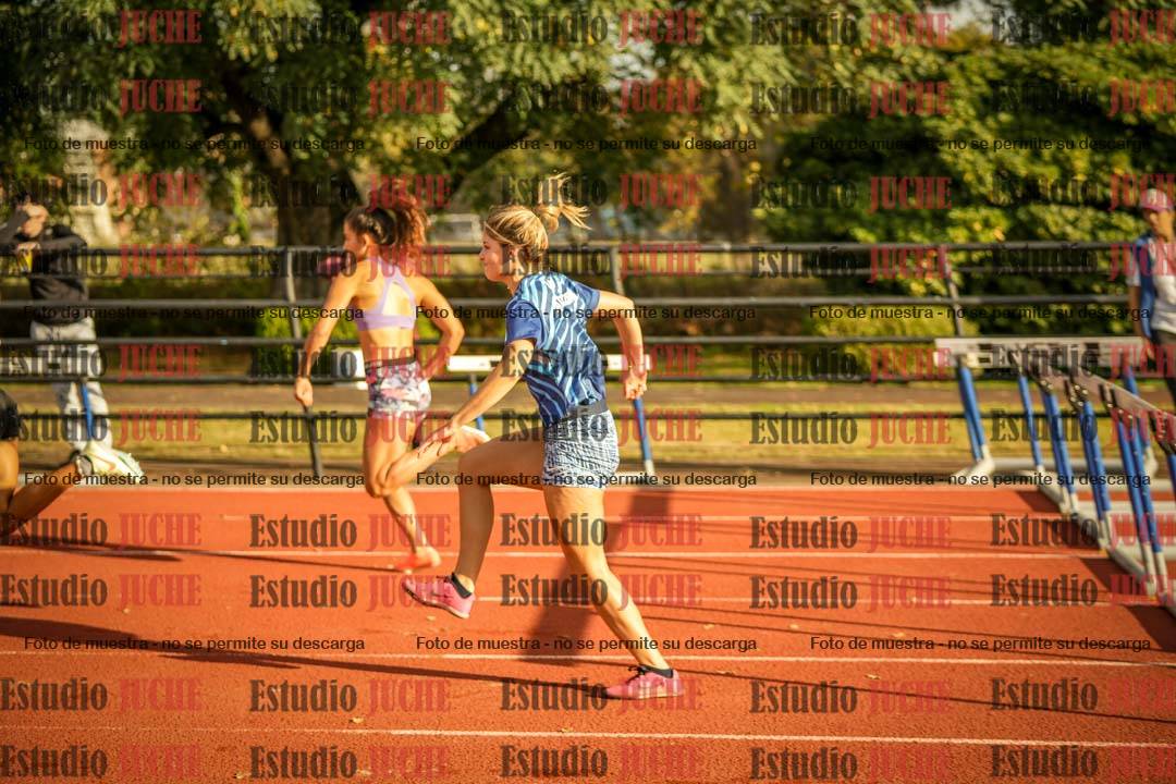 Fotos de los 100 m con vallas de mujeres - combinadas 1