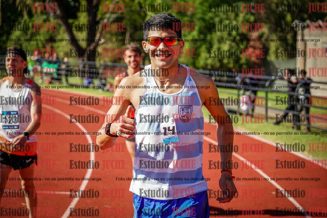 Fotos de los 10.000 m de varones - serie 1