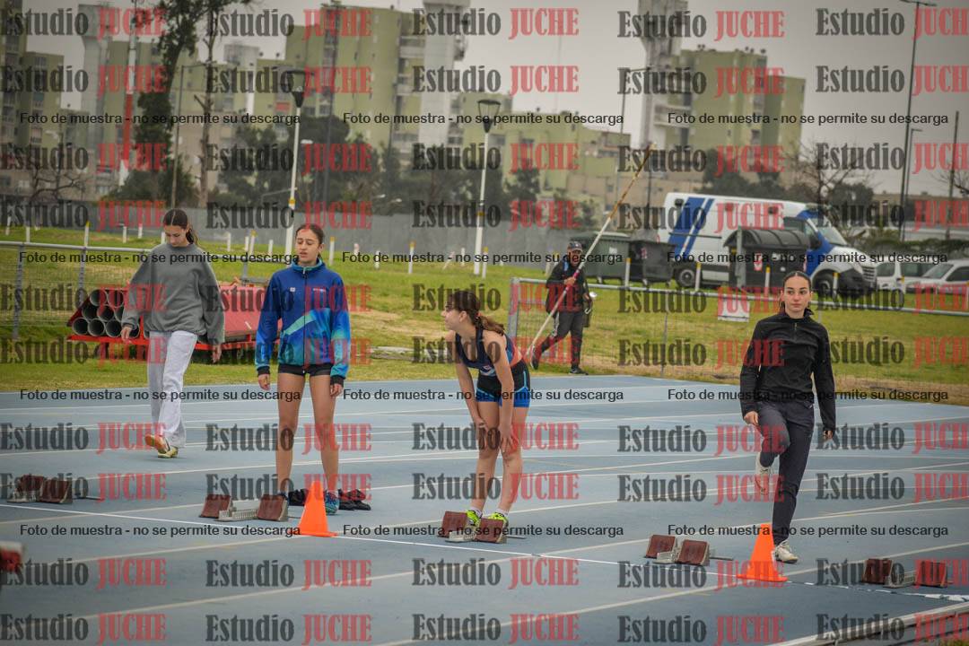 Fotos de los 80 m con vallas de mujeres