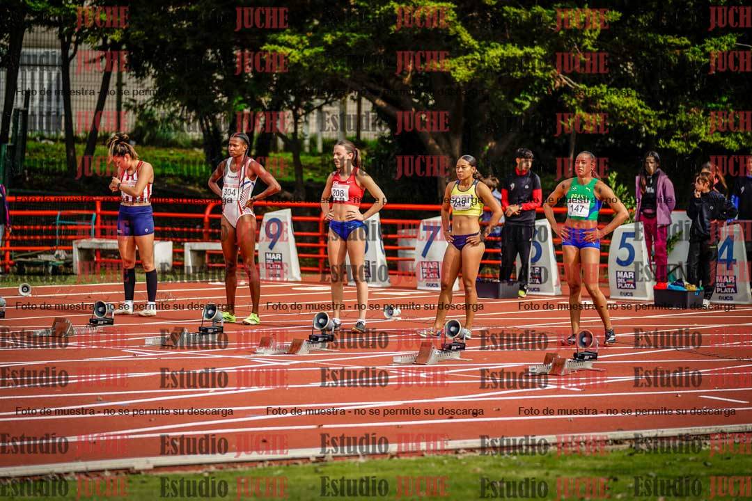 Fotos de los 100 m con vallas de mujeres