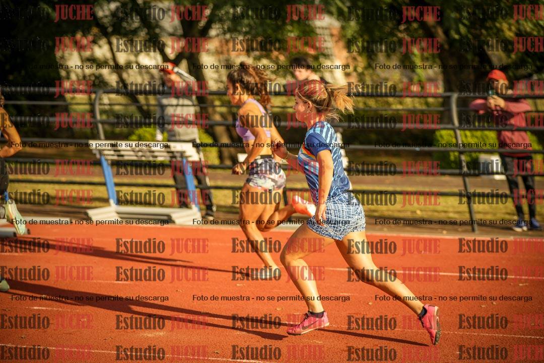 Fotos de los 100 m con vallas de mujeres - combinadas 1
