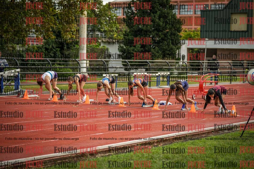 Fotos de los 80 m con vallas de mujeres
