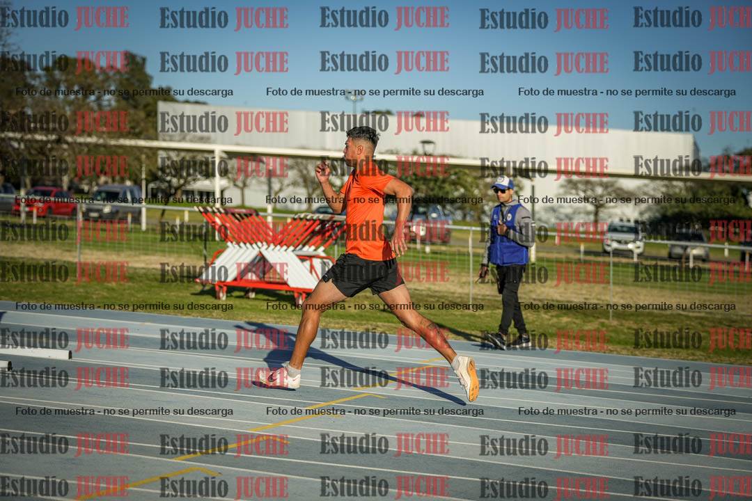 Fotos de los 110 m con vallas de varones - decatlón 6