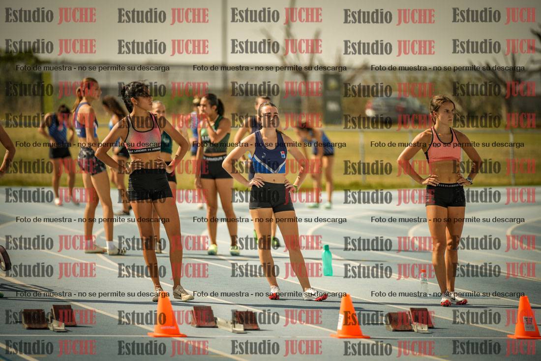 Fotos de los 80 m llanos de mujeres