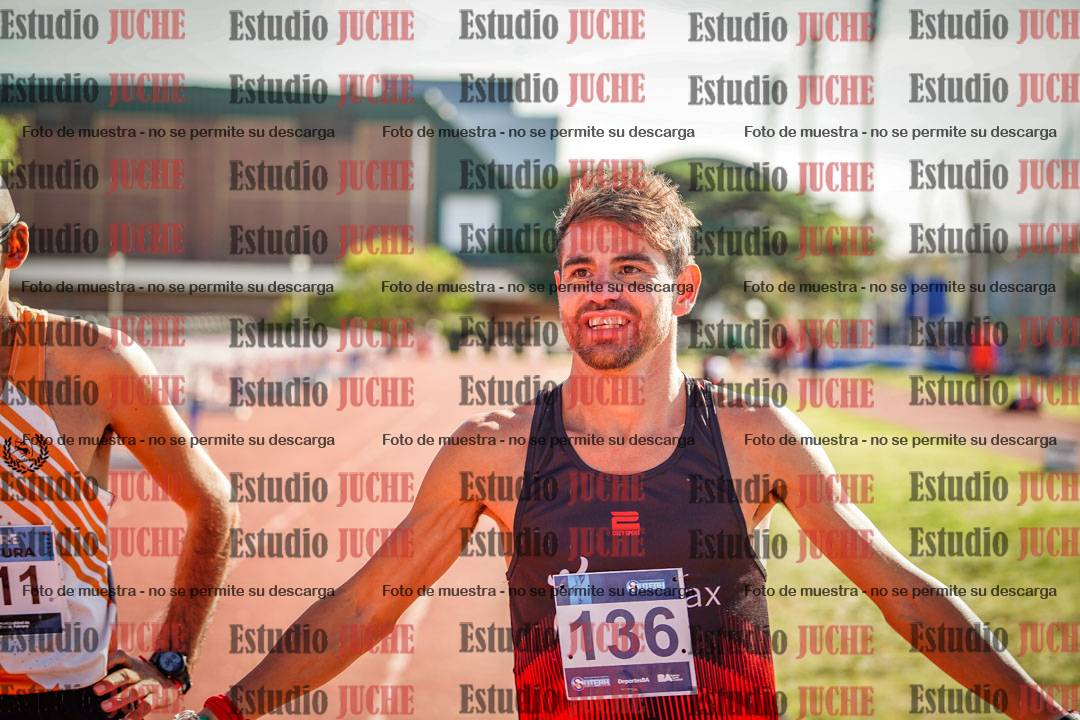 Fotos de los 10.000 m de varones - serie 1
