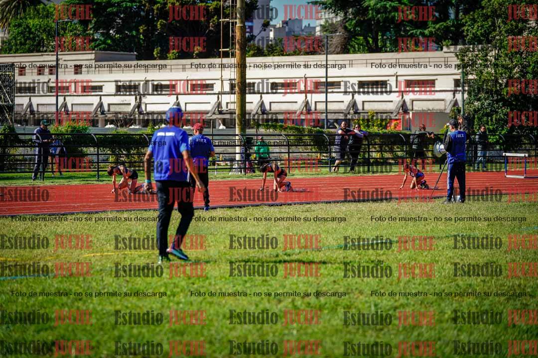 Fotos de los 295 m con vallas de mujeres