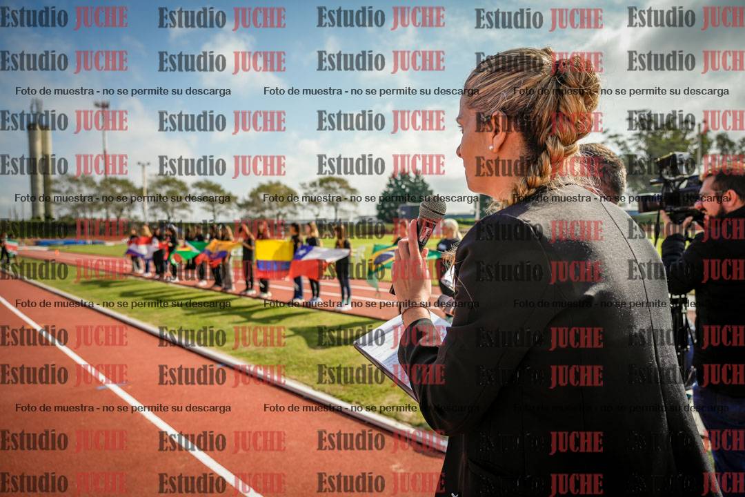 Fotos de algunos extras y podios del día 1