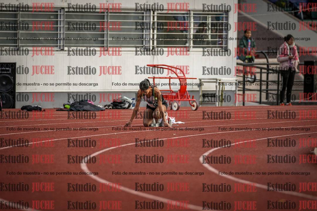 Fotos de los 400 m con vallas de mujeres