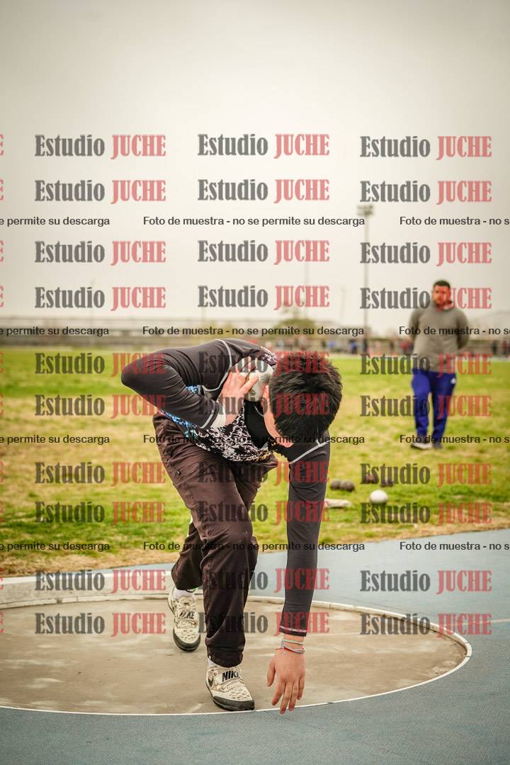 Fotos del lanzamiento de bala de varones