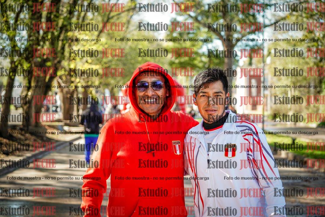 Fotos de algunos extras y podios del día 2