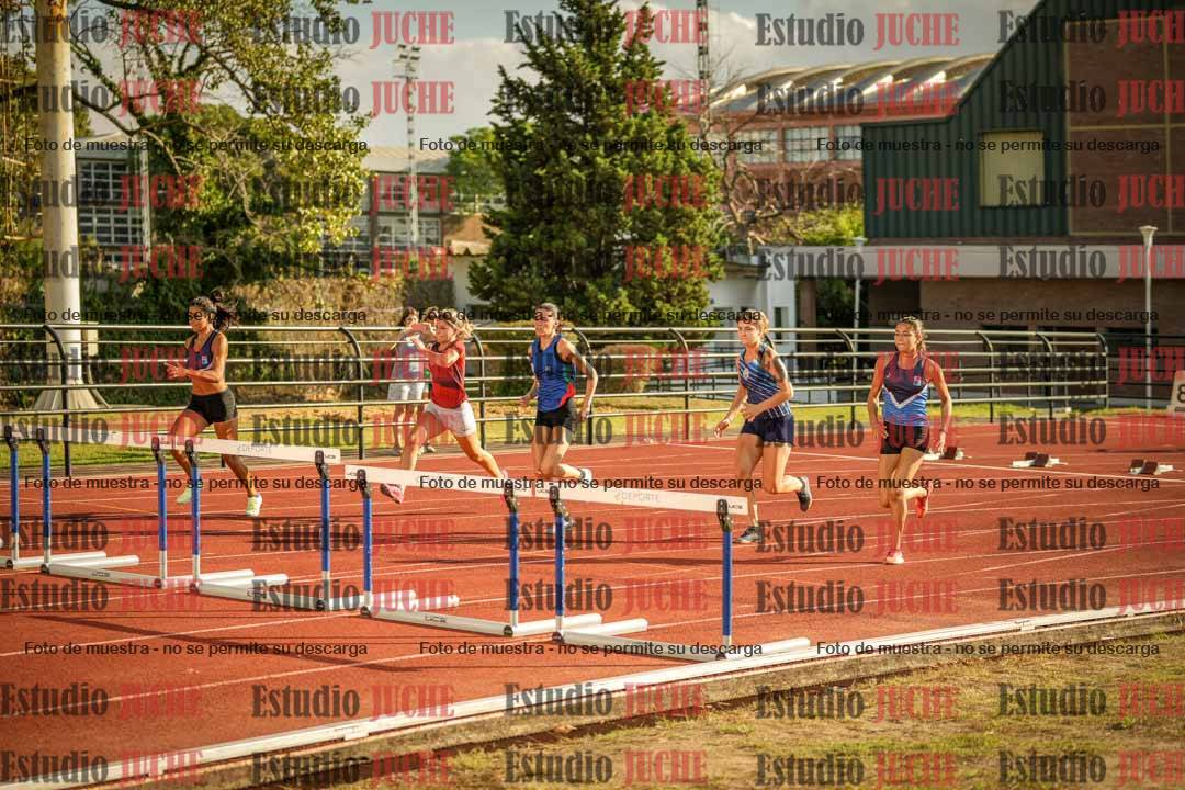 Fotos de los 100 m con vallas de mujeres - combinadas 1