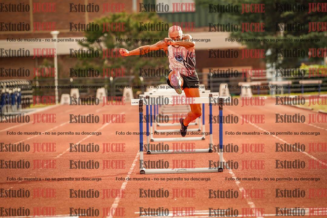 Fotos de los 100 m con vallas de varones - combinadas 6